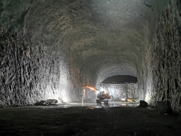Borealis Porvoon naftaluolan louhintatyöt käynnissä C Borealis
