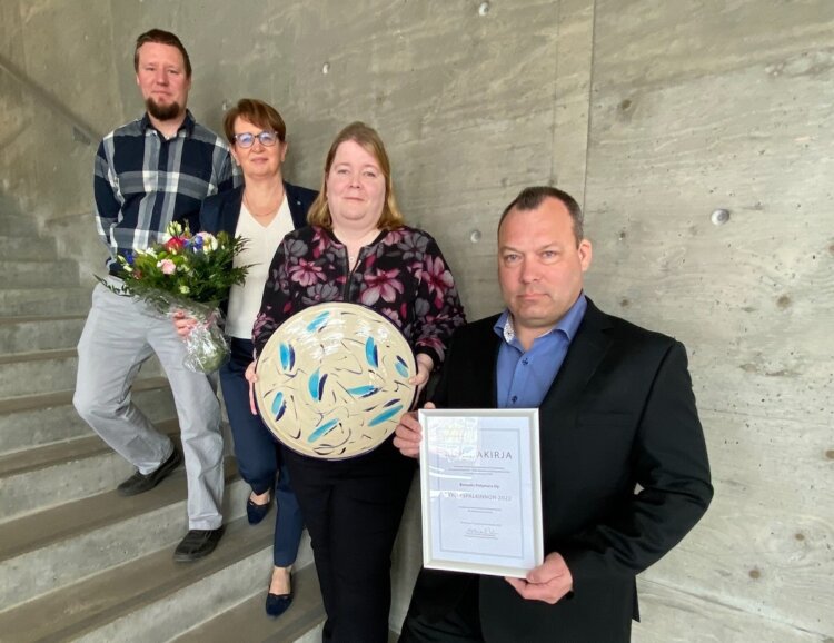 Kuvassa Borealiksen edustajat: työsuojeluvaltuutettu Marko Klemola, työsuojelupäällikkö Sanna Ronkainen, toimitusjohtaja Salla Roni-Poranen ja työsuojeluvaltuutettu Petri Taanila.